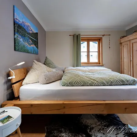 Bienennest * Mittenwald